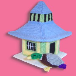 Knitted Duck House & Duck
